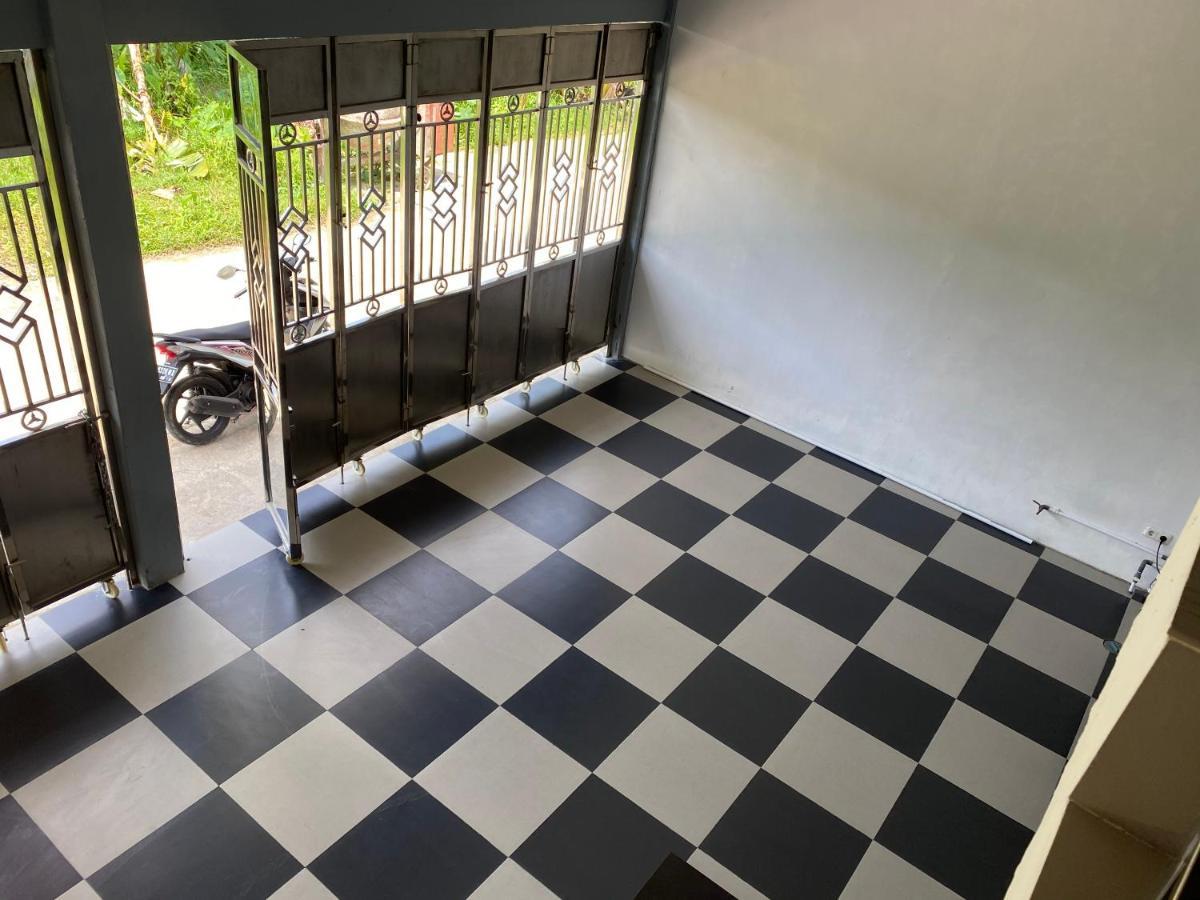 Khalisa Home Syariah Pontianak Exterior foto